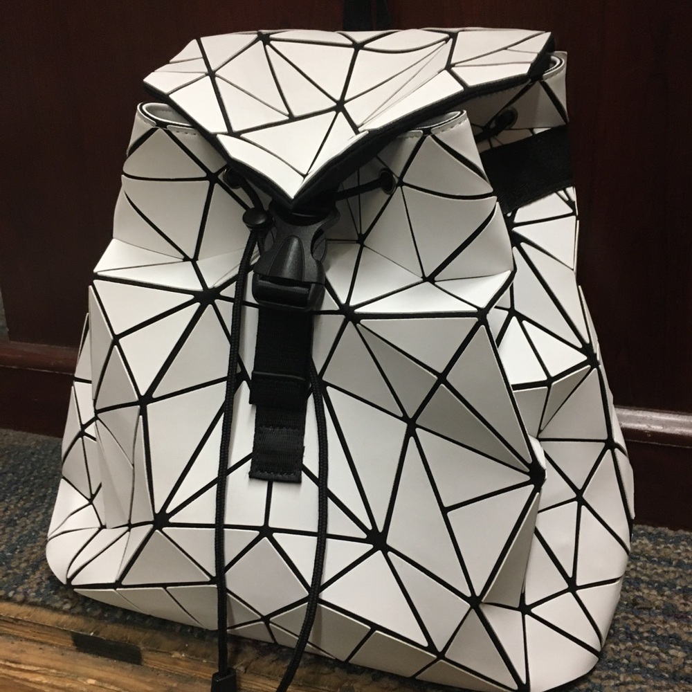 Geometric BackPack - Picture 4 of 4